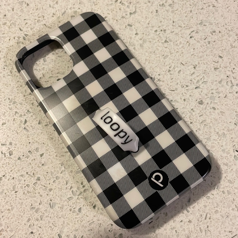 Buffalo plaid Loopy phone case